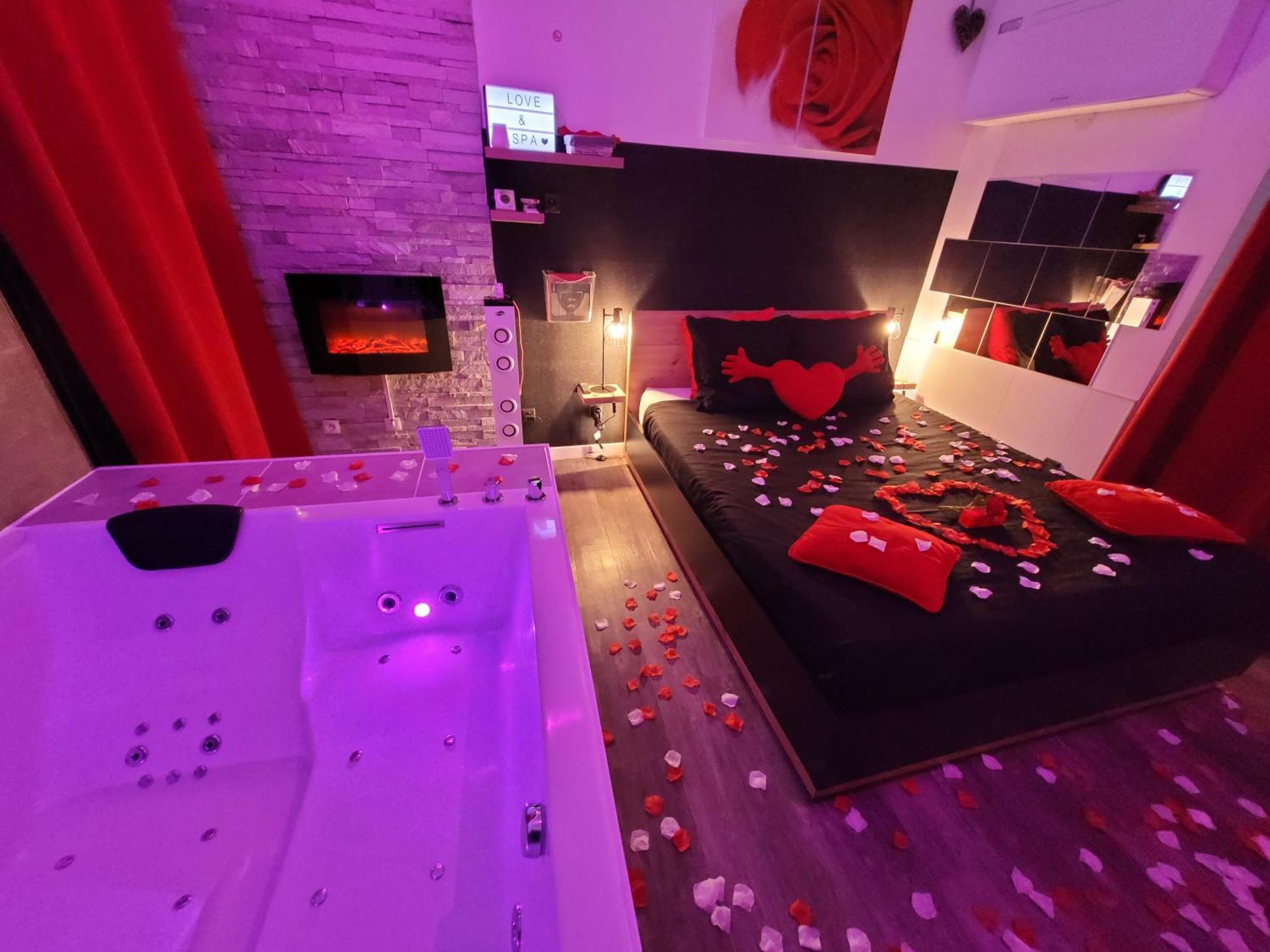Apartment & *